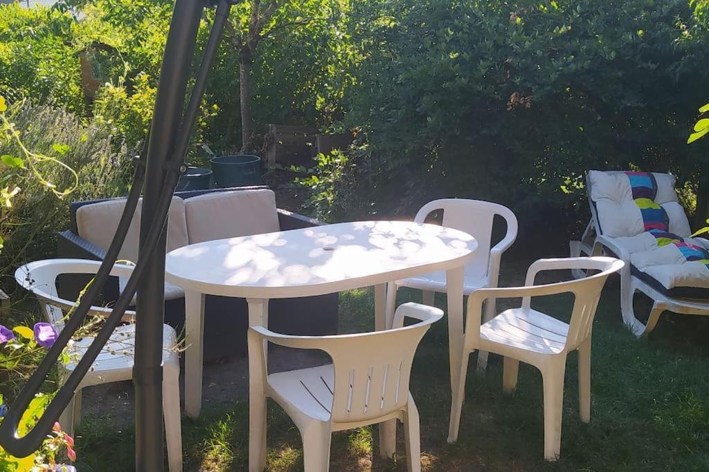 Gite Les Lilas La Genevraye Εξωτερικό φωτογραφία